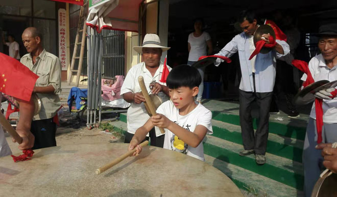 麦坡社区盛世强音锣鼓大赛现场1.jpg