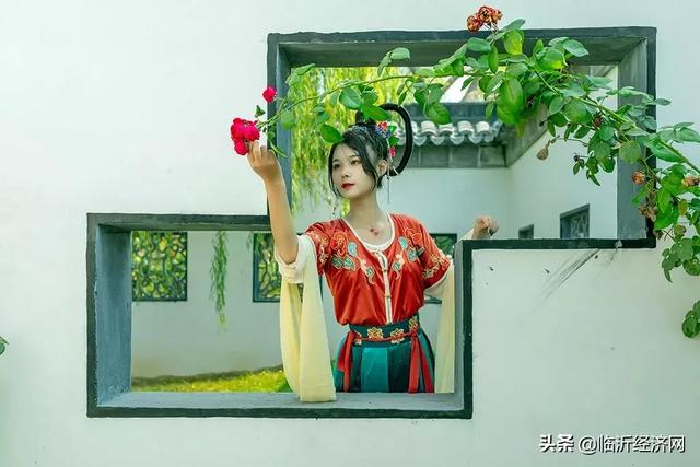 龙园第二届汉服文化节开幕，汉服小姐姐齐聚龙园欢度国庆