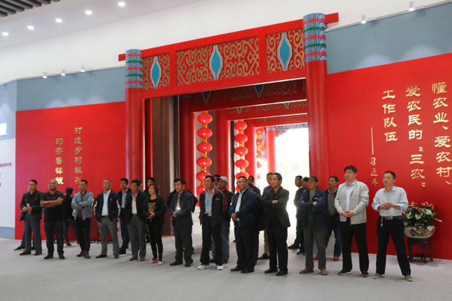 麦坡社区赴临沭调研-072.jpg