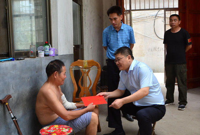 B90_5179_爱奇艺.jpg