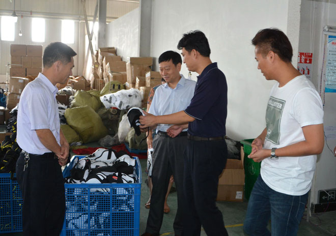 B90_5401_爱奇艺.jpg