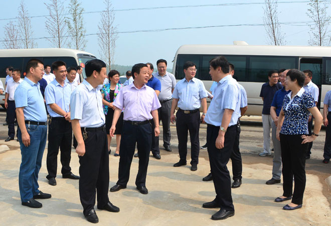 B90_5489_爱奇艺.jpg