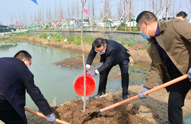 B90_1663_爱奇艺.jpg