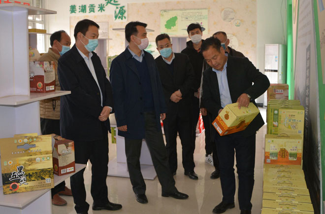 B90_1765_爱奇艺.jpg