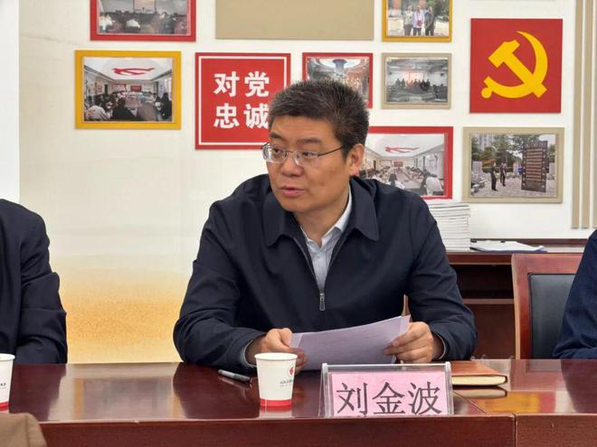 下载 (2).jpg